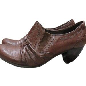 Bare Traps Treasures Quality Brown leather Block Heel ankle booties boots classy